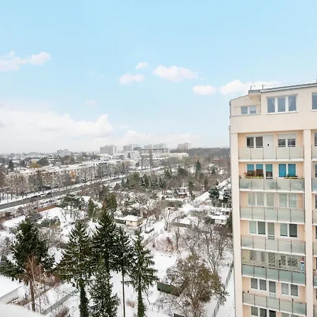 Wierzbno Standard By Bookinghost Apartamento