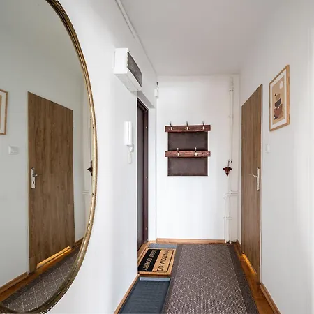 Wierzbno Standard By Bookinghost Warsaw