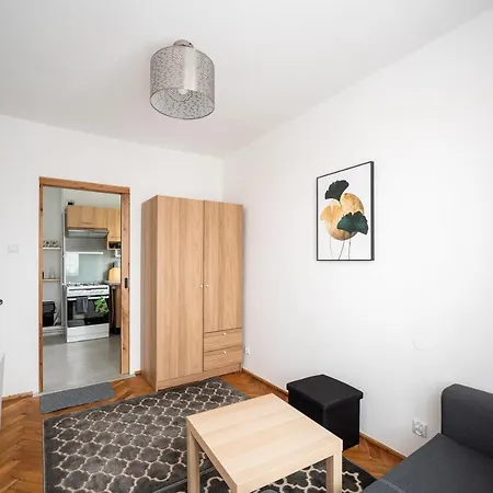 Apartment Wierzbno Standard By Bookinghost *