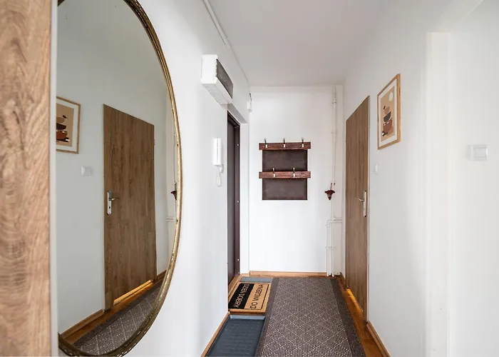 Wierzbno Standard By Bookinghost Warszawa