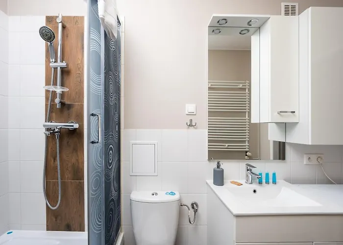 Wierzbno Standard By Bookinghost Warszawa